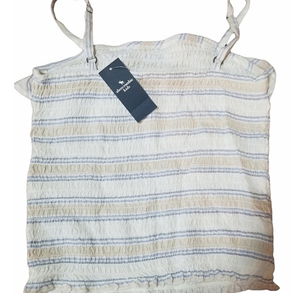 2 Ambercrombie Kids summer tops - Picture 4 of 10